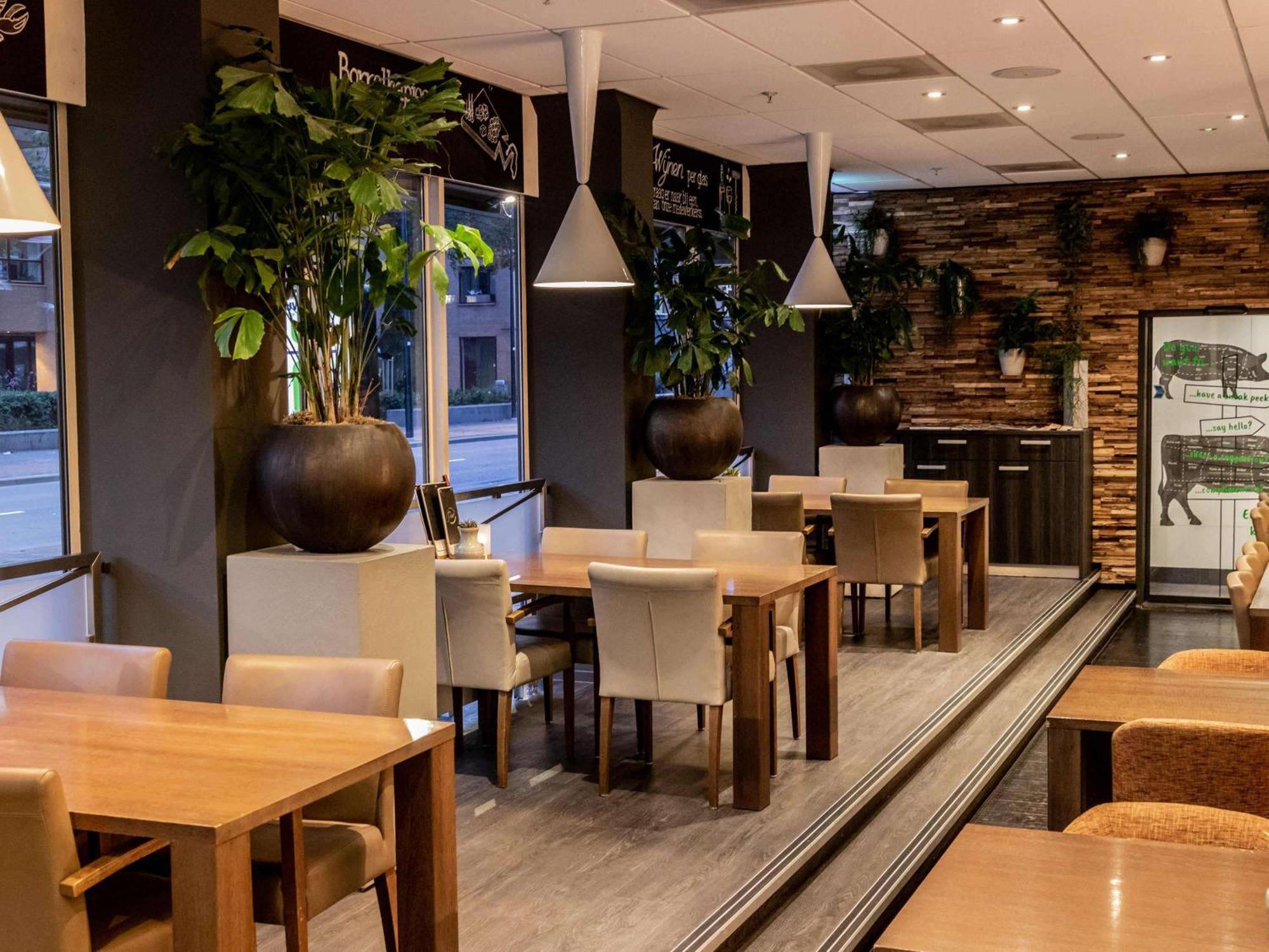 Mercure Hotel Tilburg Centrum Bagian luar foto